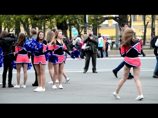 cheerful girls (jumps))0